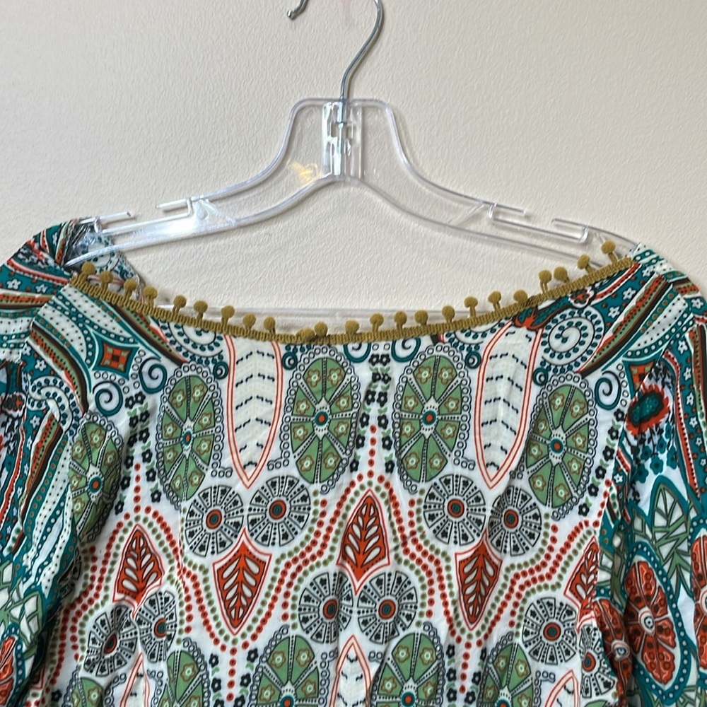 Multicolor Patterned Women's top - Picture 3 of 5